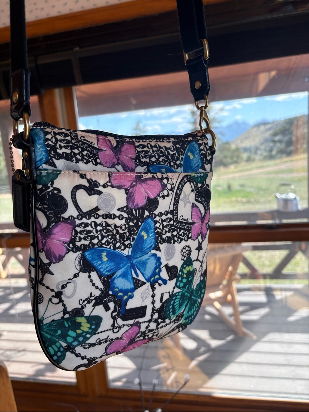 Rare Coach bag with butterfly’s - Picture 2 of 6